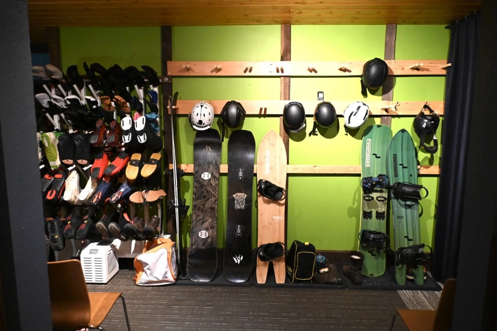 winter gear heliski