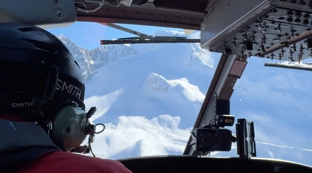 inside heli canada 